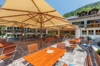 Alphotel Ettal Hotels in Farchant