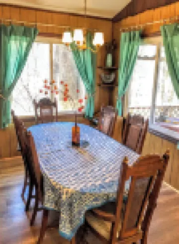 Secluded Mountain Hideaway by the New River l Hot Tub + Game Room l Pet-Friendly