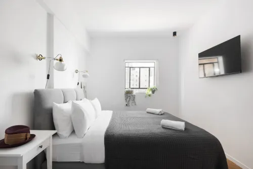 Spacious & Modern 3BD Apt by Sea N' Rent