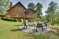 Waterfront Casabella Cottage w/ Kayaks & Fishing - parking