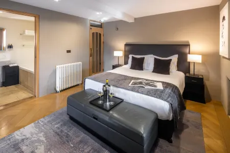 Roch Castle Отели в г. Радбакстон