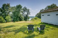 Coxsackie Home w/ River Views: Walk to the Wire!