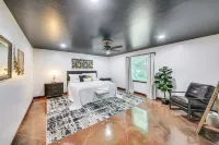 Relax, Reconnect & Explore: Modern Idaho House! Hotels in Bonners Ferry