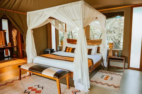 Soroi Luxury Migration Camp Hotel a Serena