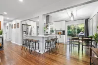 REMODELED Home, KING Beds, FAST WiFi