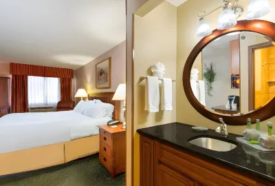 Holiday Inn Express & Suites Raton Hotels near NRA Whittington Center
