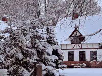 The Woodland Lodge Gisselfeld Hotels in 