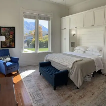 Adorable Fully Restored 1895 Pioneer House