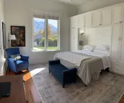 Adorable Fully Restored 1895 Pioneer House Hotel di Provo
