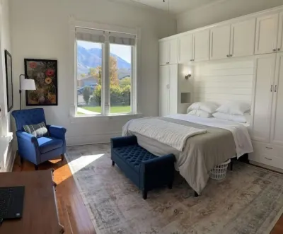 Adorable Fully Restored 1895 Pioneer House
