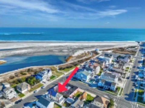 Across Street BEACH HOUSE