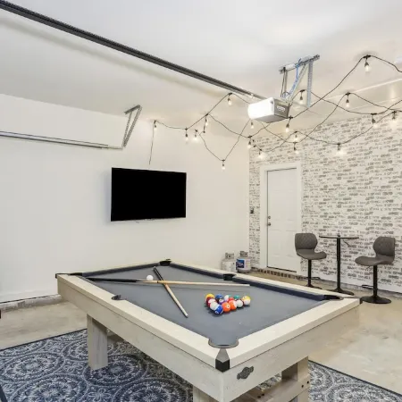 Hearth & Haven  4BR w/ Game Room + Fire Pit Walk to Foley Sports Complex