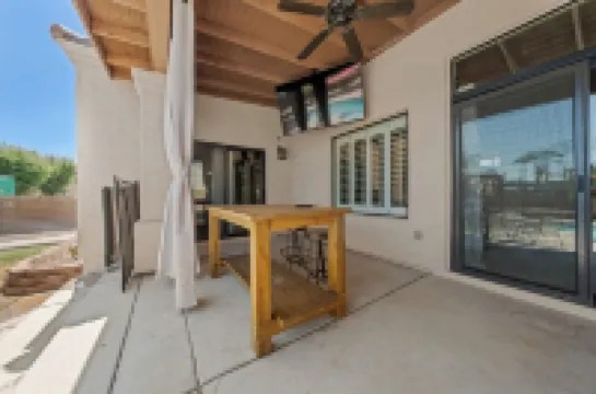 Picacho Pool House - NO Cleaning or Extra Guest Fees