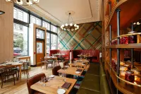 The Oxford Hotel - فطور