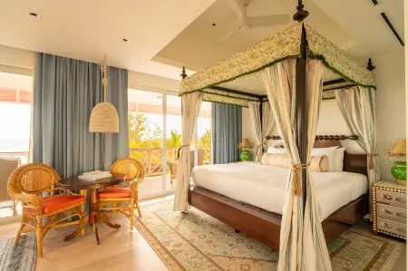 Private Pool Villa at Coral Sands – Steps to Pink Sand Beach & Resort Amenities Отели в г. Данмор-Таун