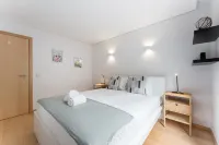 GuestReady - Artsy Apartment - Hot Tub