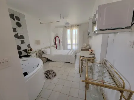 Love room with Spa - Les tourtereaux