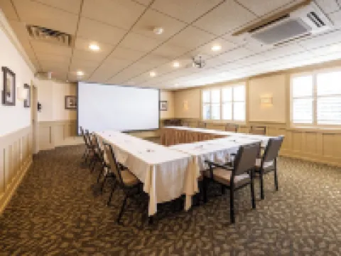 Amish View Inn & Suites Hotels in Lancaster County