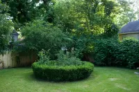 Charming Central Home with Spacious Living Areas - Inviting Comfort The Scott and Zelda Fitzgerald Museum 주변 호텔