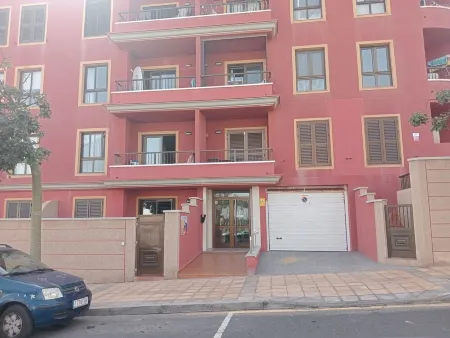 Penthouse with beautiful views and jacuzzi in EL Medano (Pet Friendly)