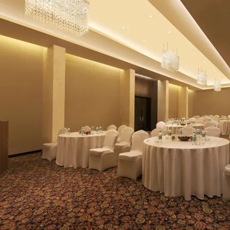 DoubleTree by Hilton Pune - Chinchwad