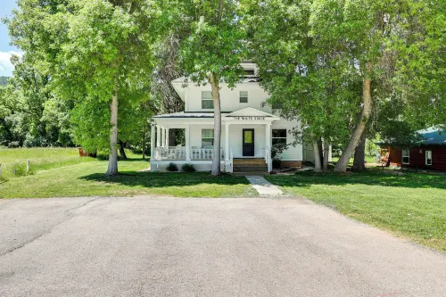 Home Near Downtown and Spearfish Canyon! - 3-Star