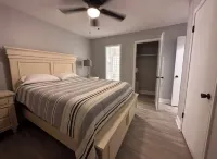 Soothing apartment with AC in charming Chalmette minutes from NOLA Hotels in Chalmette