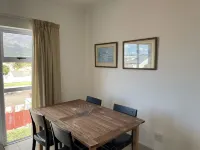 Stylish & Convenient Apartment 304