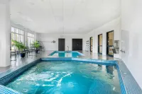 Quality Inn & Suites Hotel a La Mitis