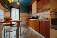 Iaio's Home - Design Home, Netflix & Wi-Fi Hotels in Gorizia