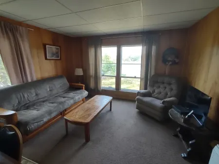 Twin Bay Resort Cabin # 2