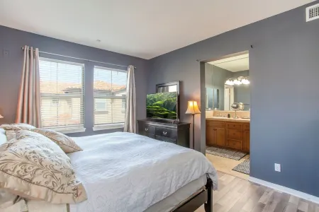 Newport Coast Luxe Отели рядом с достопримечательностью «Университет Калифорния Ирвайн»