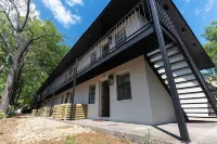Elegant Game Day Escape - Steps from the Stadium