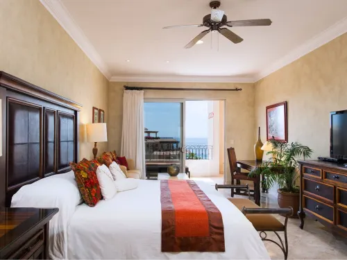 Located on the Pristine Medano Beach Hotel a San José del Cabo
