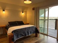 Luxury Red Barn at Stoney Farms NO CHOREs