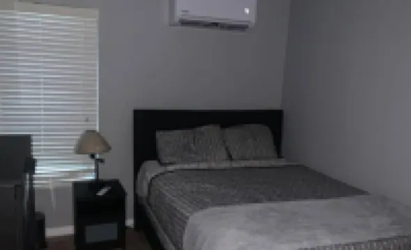 Cozy condo in fabulous Freeport with AC