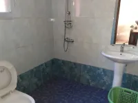 equipped and ventilated studio in the heart of the city and nature