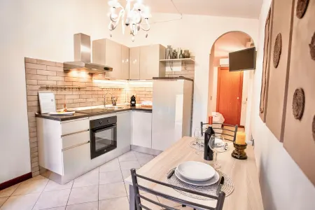 Two-room apartment with private garden 4 km from Marmore Falls.