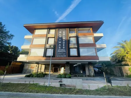 Apartamento a Estrenar, Céntrico, Cerca de Playa Grande. Cochera. Equipado Full