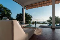 Exceptional property in a lush setting Отели в г. 