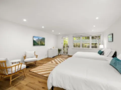 Montecito Beach House w/Hot Tub & Cold Plunge - Walk to Beach and Restaraunts Hotels in Montecito
