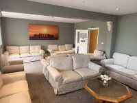 Stonehenge Farmhouse Hotels in Salisbury