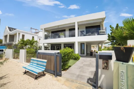 Villa Thirty Four - Luxurious villa located on the Boulevard. Hotels in 