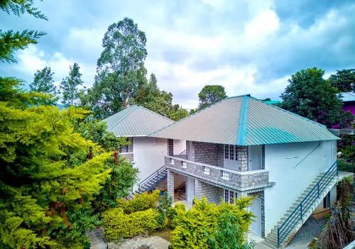 Ministers Mansion Kanthalloor Pool Resort by Voye Homes Hotels in Keezhanthoor