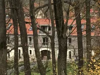 Sunny and cozy top floor apartment with a view of the countryside