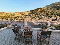 Lirenou Scala Vista - A historic Symi villa! Breathtaking views, prime location
