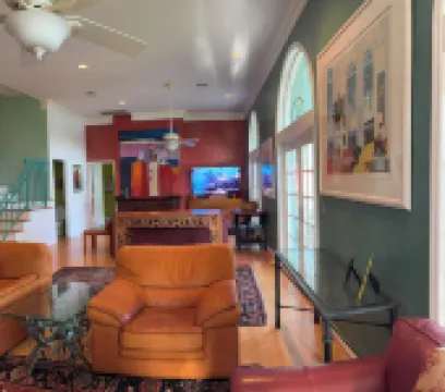 Enjoy our waterfront home with private beach access & boat dock in The Moorings! Hotels in South Beach