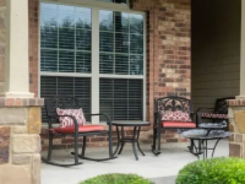 Large Belton Home near Expo Ctr Hotels in Belton