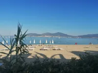 Appartement Dans Résidence Avec Piscine Proche des Plages !