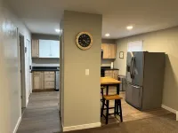 Madisons place, a newly remodeled duplex is 5 mins away from OSF and Carle hosp